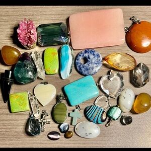 Pretty stones, pendants and trinkets.